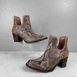 Miss Macie Shortie Boots Honey Hush Snake Skin Booties Size 8.5 U2012-03